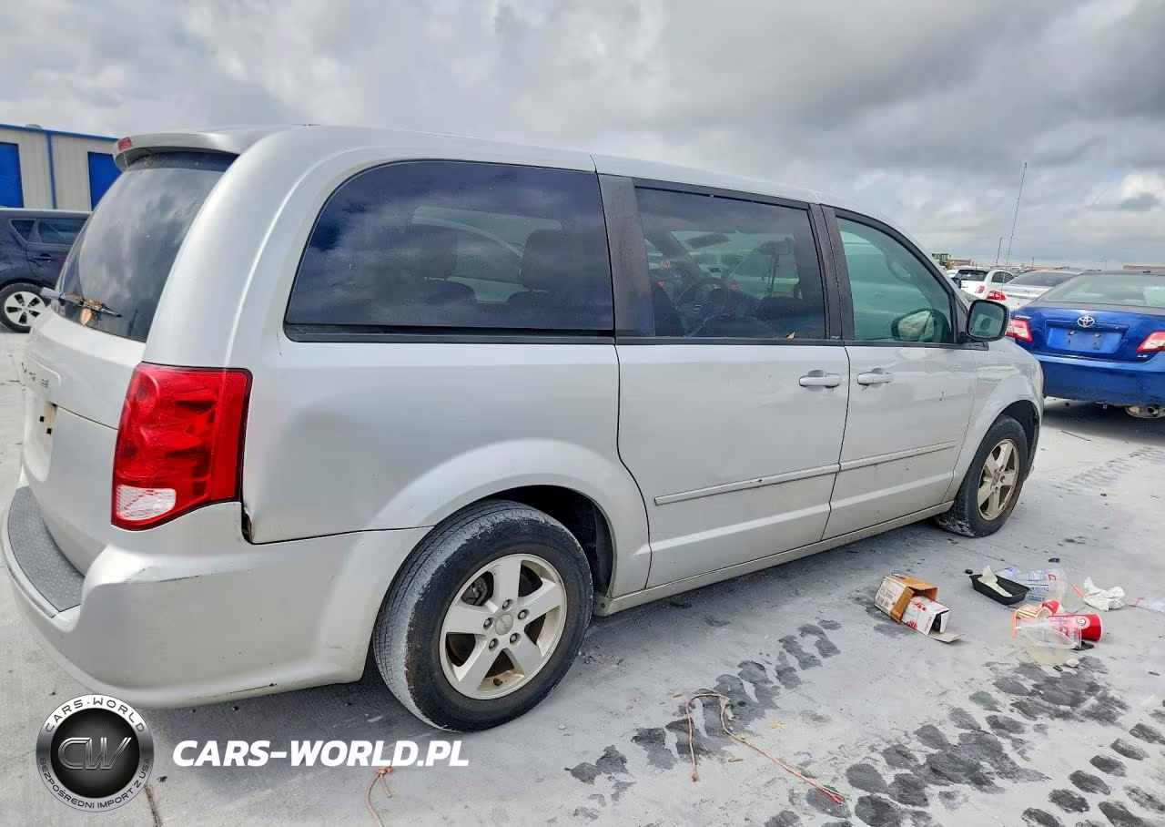 2012 Dodge Grand Caravan Sxt VIN:2C4RDGCG1CR105170 - 3
