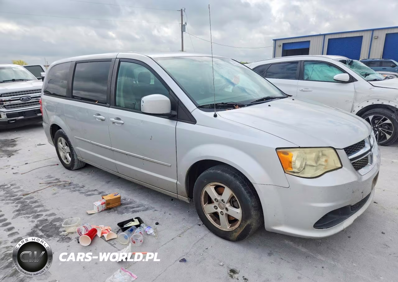 2012 Dodge Grand Caravan Sxt VIN:2C4RDGCG1CR105170 - 4