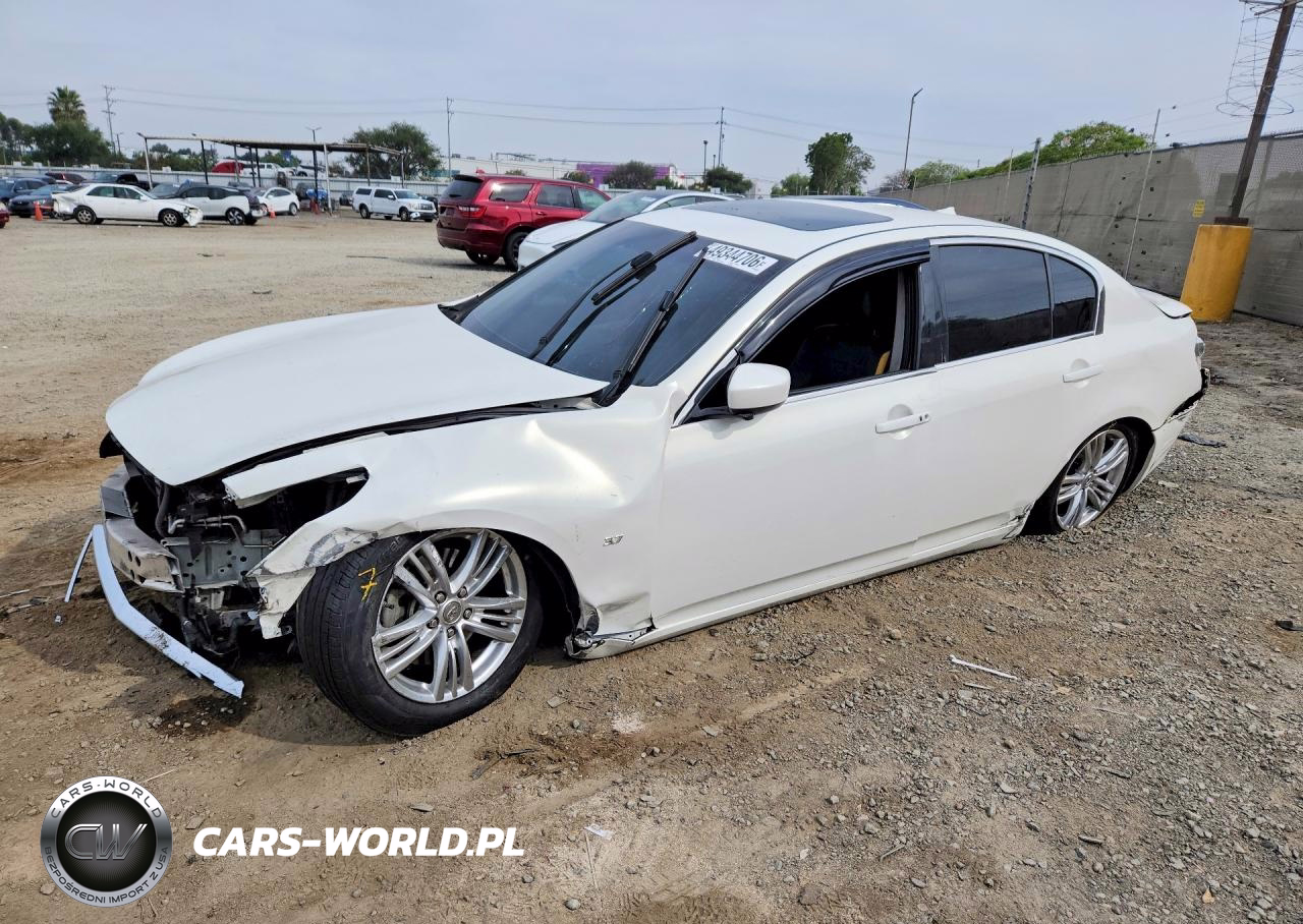 2015 Infiniti Q40 Base