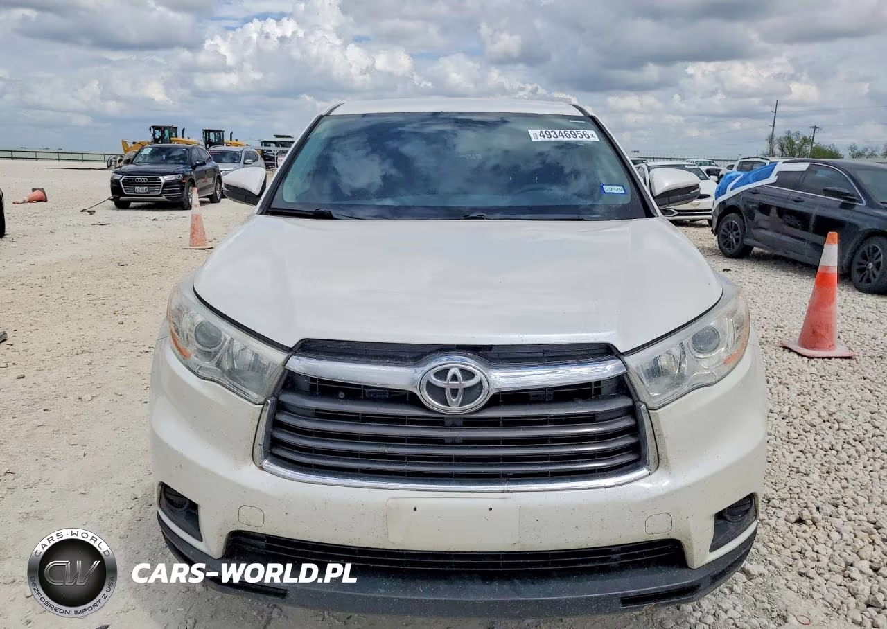 2014 Toyota Highlander Le VIN:5TDZARFH1ES005010 - 5