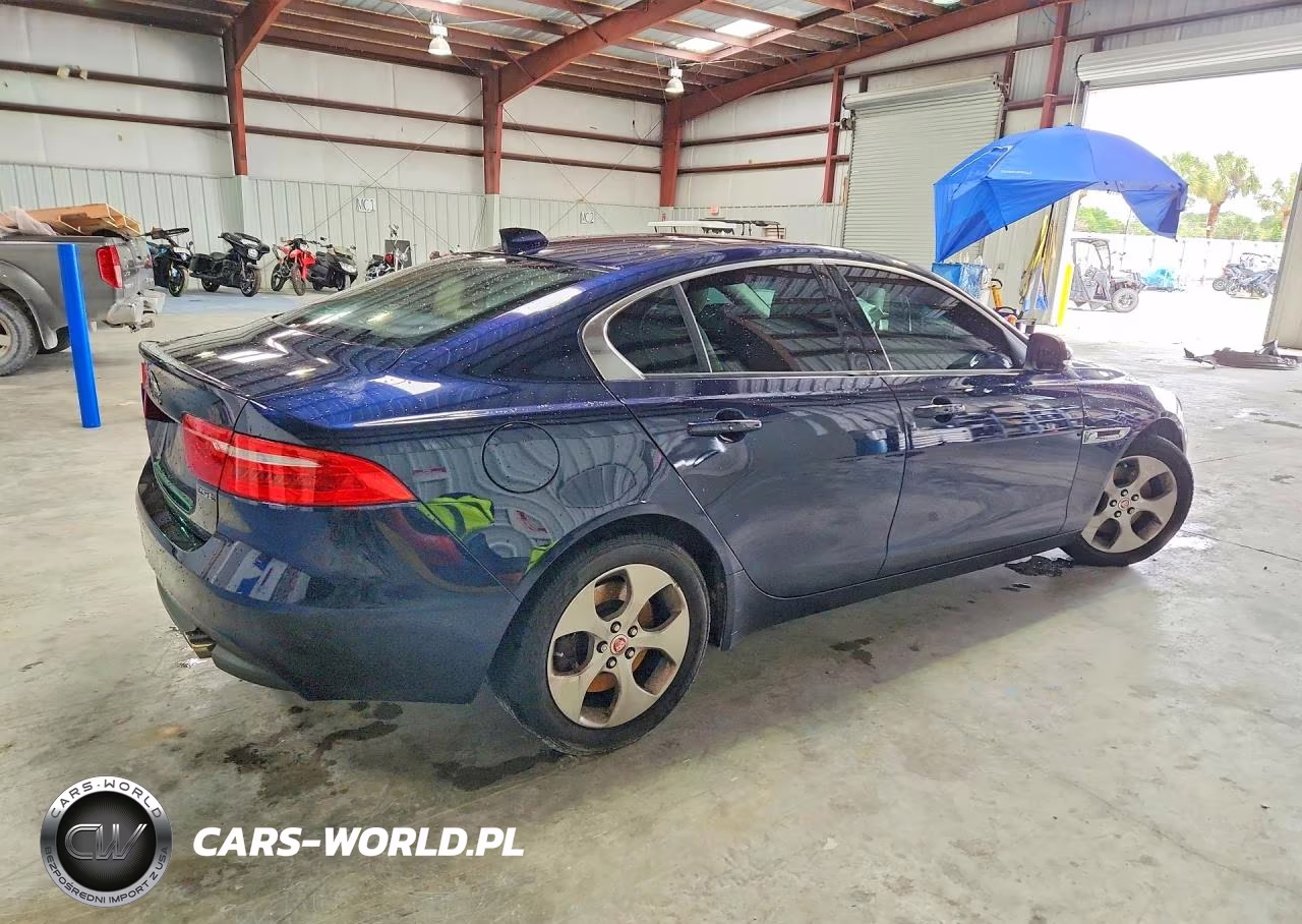 2017 Jaguar Xe VIN:SAJAR4BG9HA972795 - 3