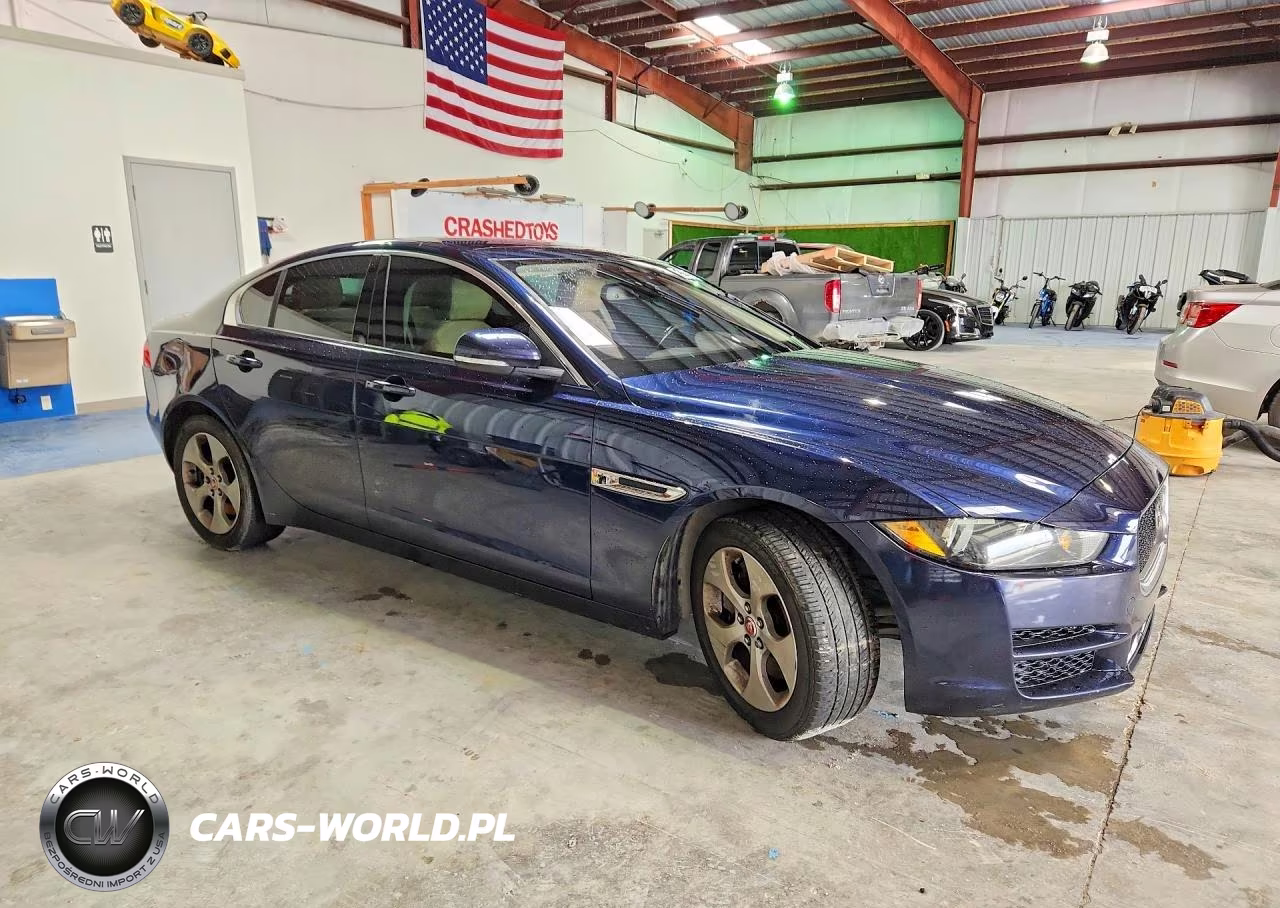 2017 Jaguar Xe VIN:SAJAR4BG9HA972795 - 4