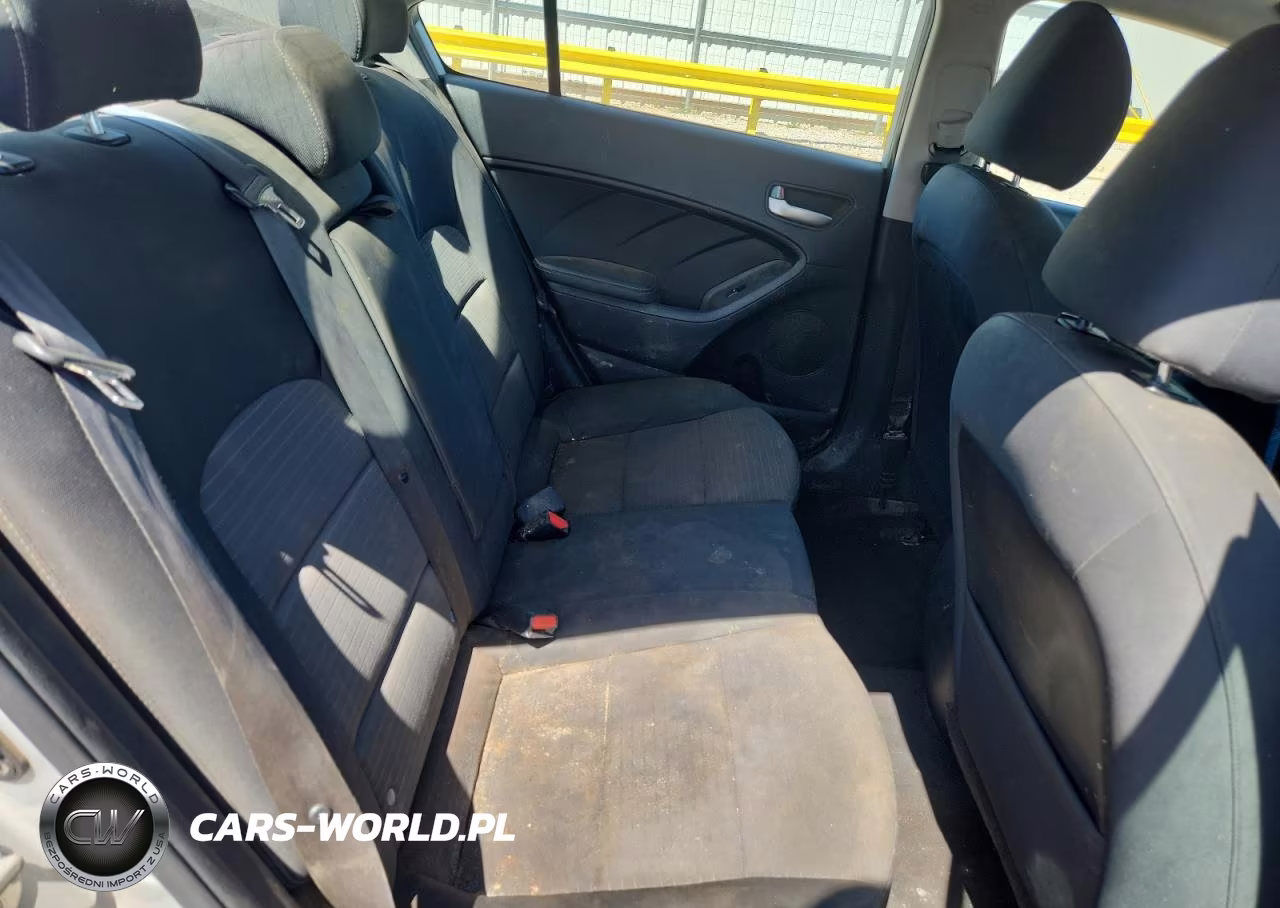 2017 Kia Forte Lx VIN:3KPFL4A79HE134884 - 10