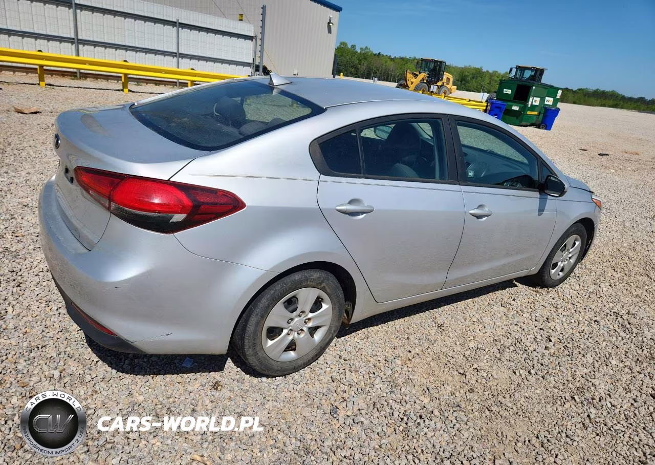 2017 Kia Forte Lx VIN:3KPFL4A79HE134884 - 3