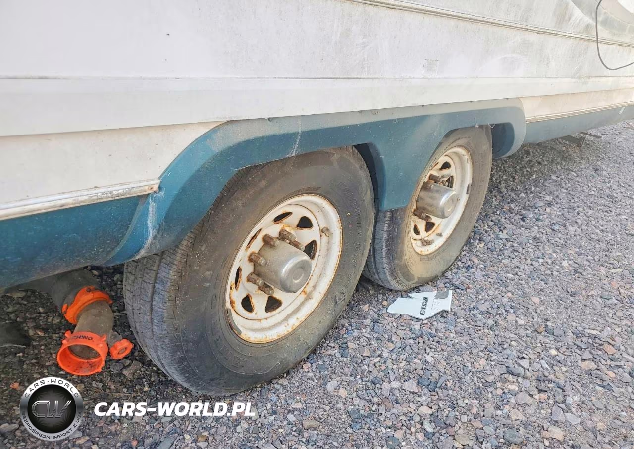 2002 Superior Trailer Wor Trailer VIN:4TKFW342022001369 - 8