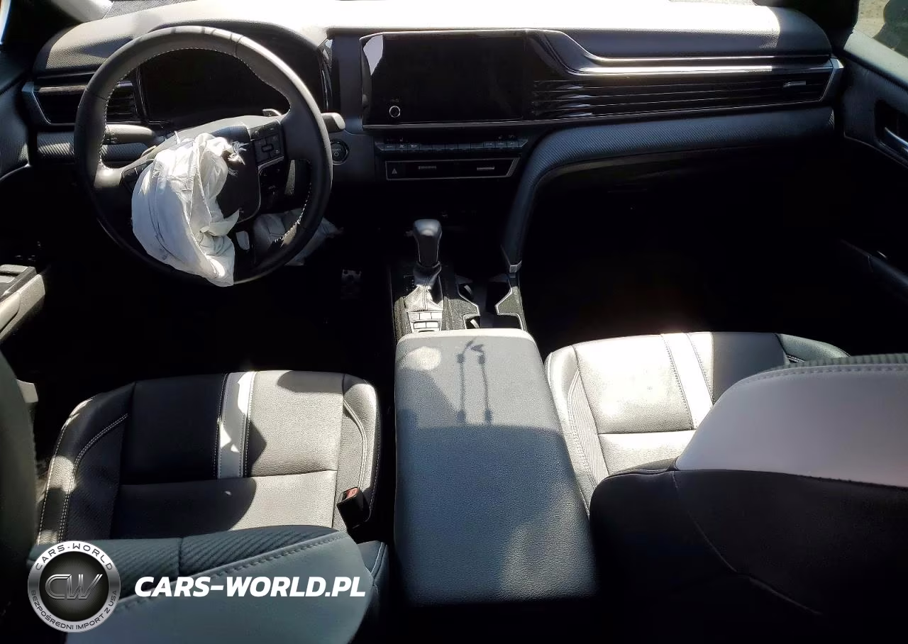 2025 Toyota Camry Se VIN:4T1DAACK9SU140007 - 8