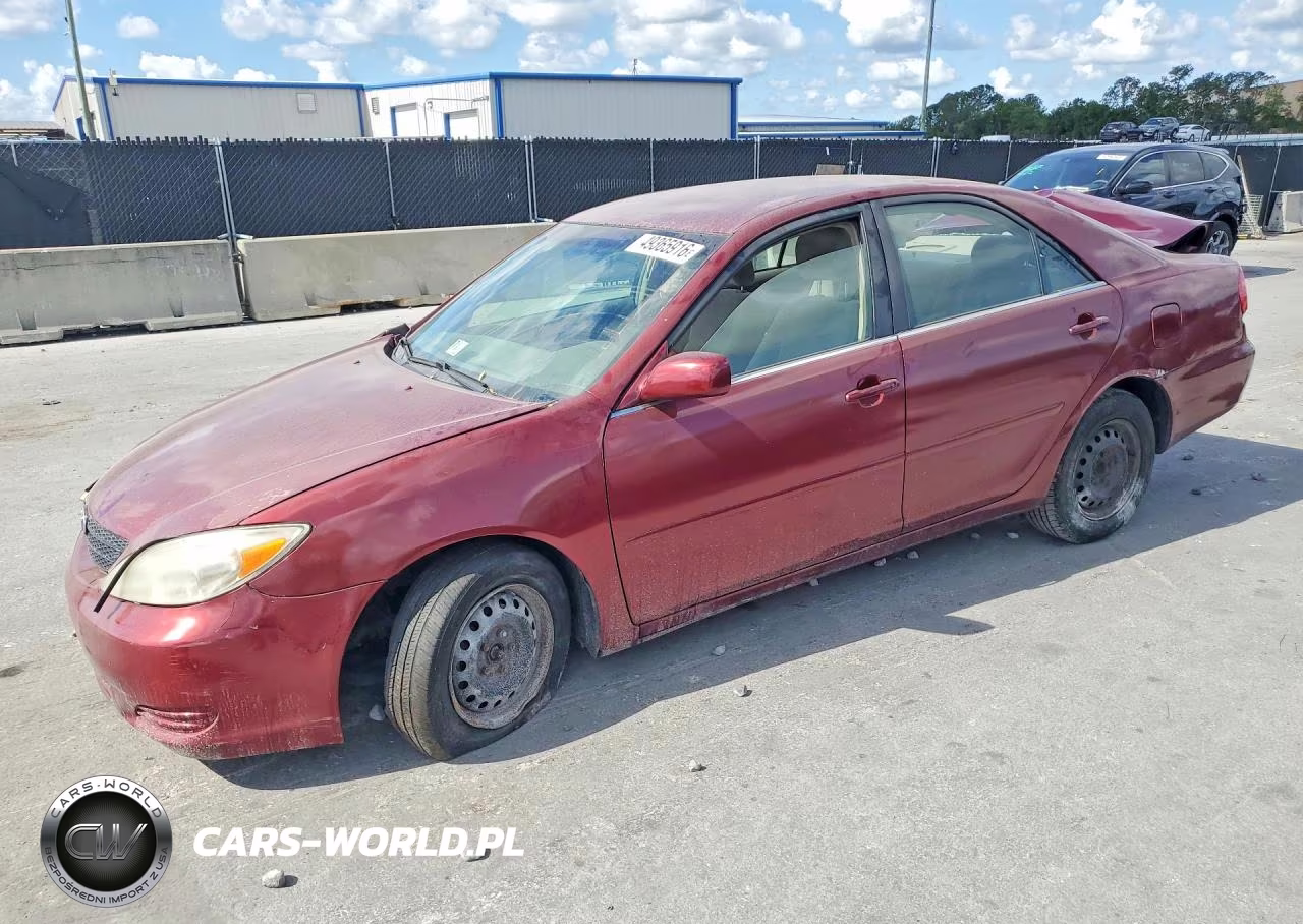 2004 Toyota Camry Le