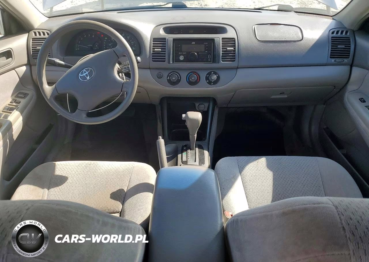 2003 Toyota Camry Le VIN:4T1BE32K73U236728 - 8