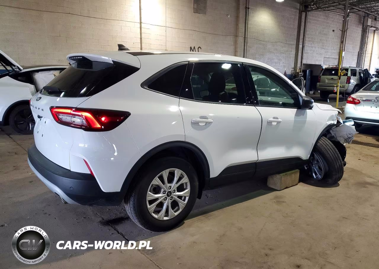 2025 Ford Escape Active VIN:1FMCU0GN3SUA50305 - 3