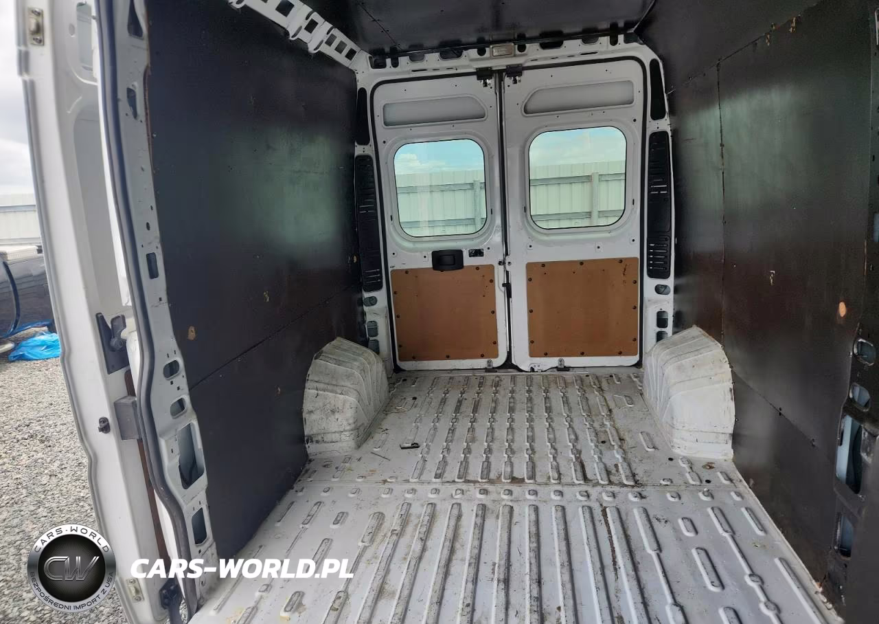 2020 Ram Promaster 2500 Delivery Van VIN:3C6TRVDG1LE133702 - 10