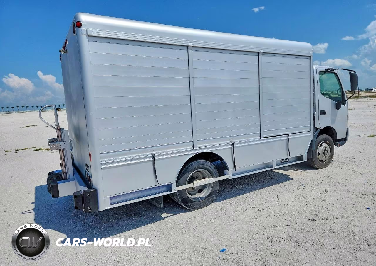 2019 Hino 195 VIN:JHHHDM2H3KK004002 - 3