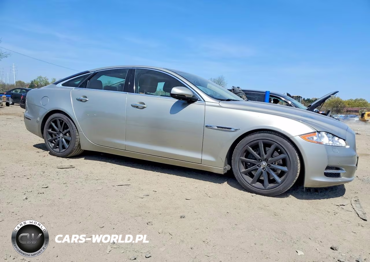 2013 Jaguar Xj VIN:SAJWA1C75D8V43553 - 4