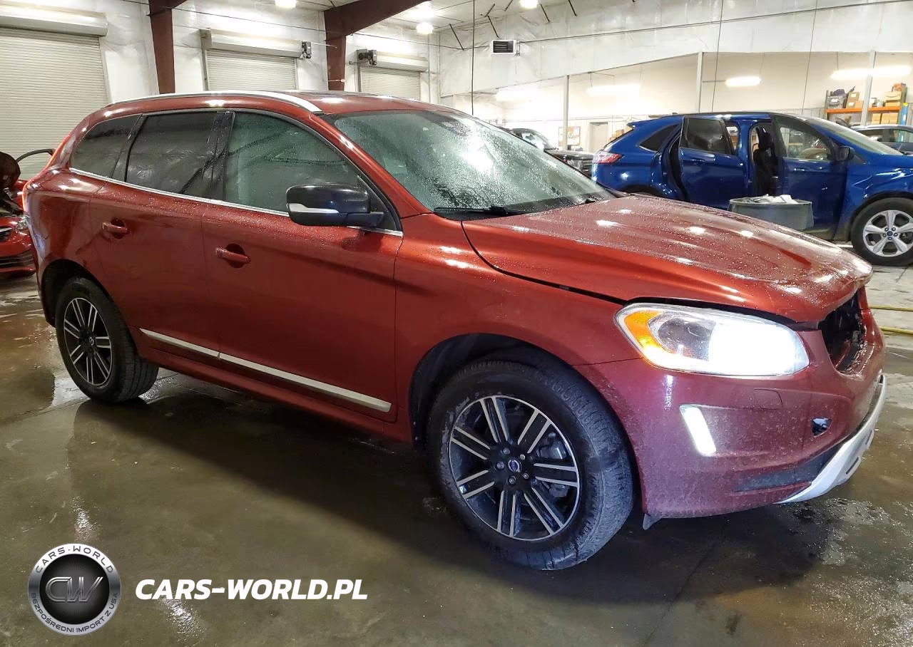 2017 Volvo Xc60 T5 Dynamic VIN:YV440MRRXH2015595 - 4