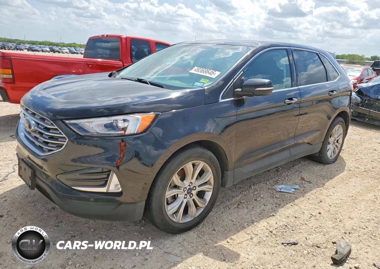 2022 Ford Edge Titanium