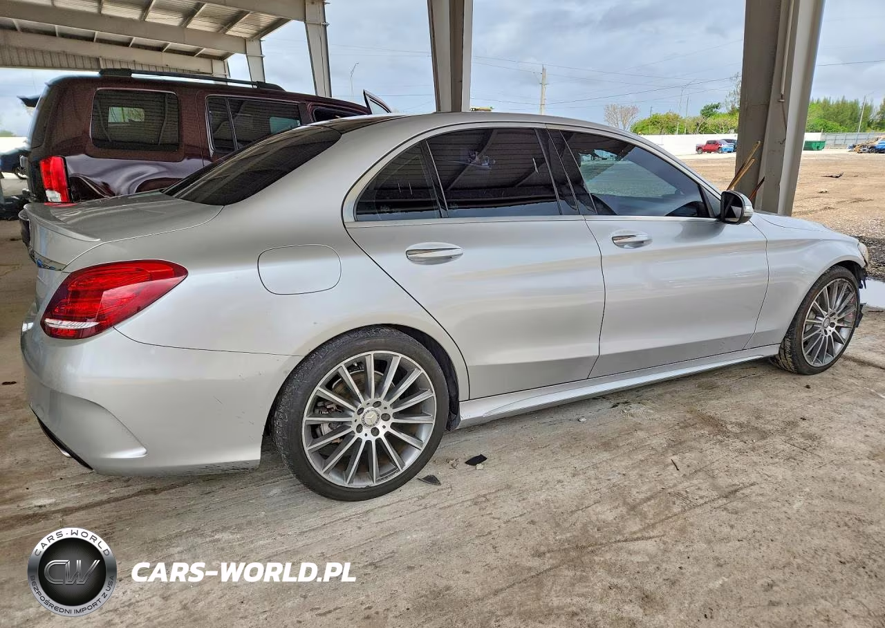 2015 Mercedes-Benz C 300 VIN:55SWF4JB1FU075976 - 3