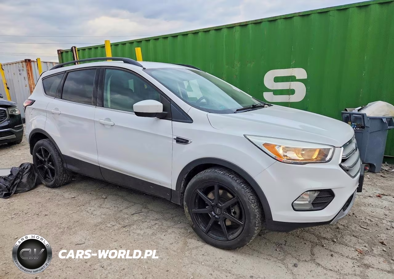 2018 Ford Escape Se VIN:1FMCU9G97JUC41537 - 4