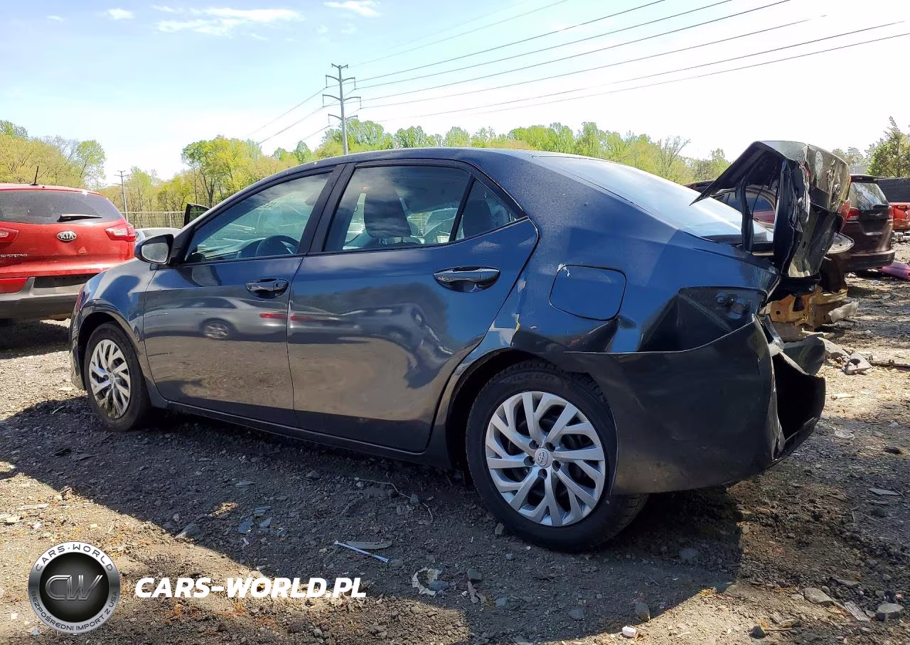 2019 Toyota Corolla Le VIN:2T1BURHE1KC138303 - 2