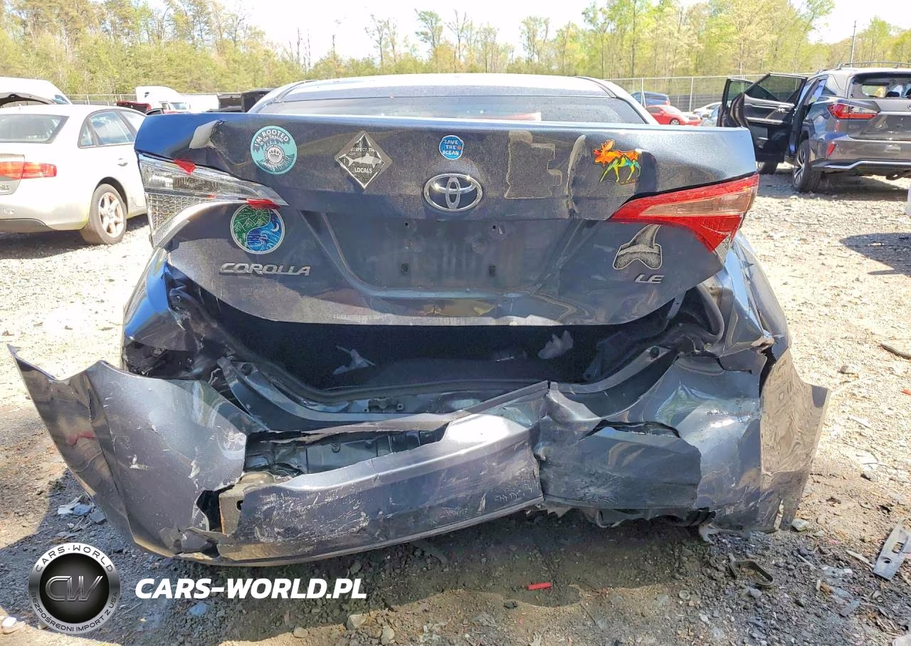 2019 Toyota Corolla Le VIN:2T1BURHE1KC138303 - 6