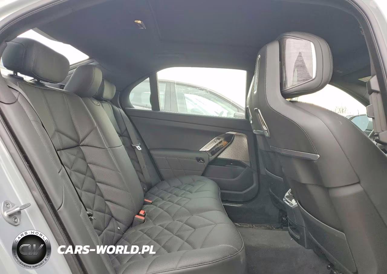 2025 BMW 740 Xi VIN:WBA33EH00SCV21692 - 10