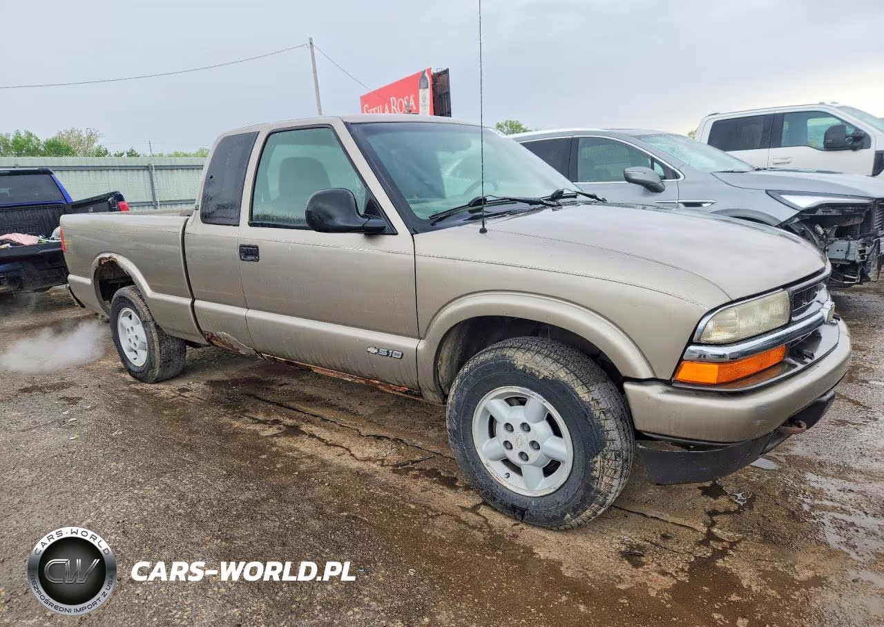 2003 Chevrolet S Truck S10 VIN:1GCDT19XX38197621 - 4