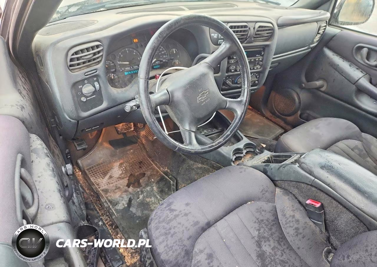 2003 Chevrolet S Truck S10 VIN:1GCDT19XX38197621 - 8