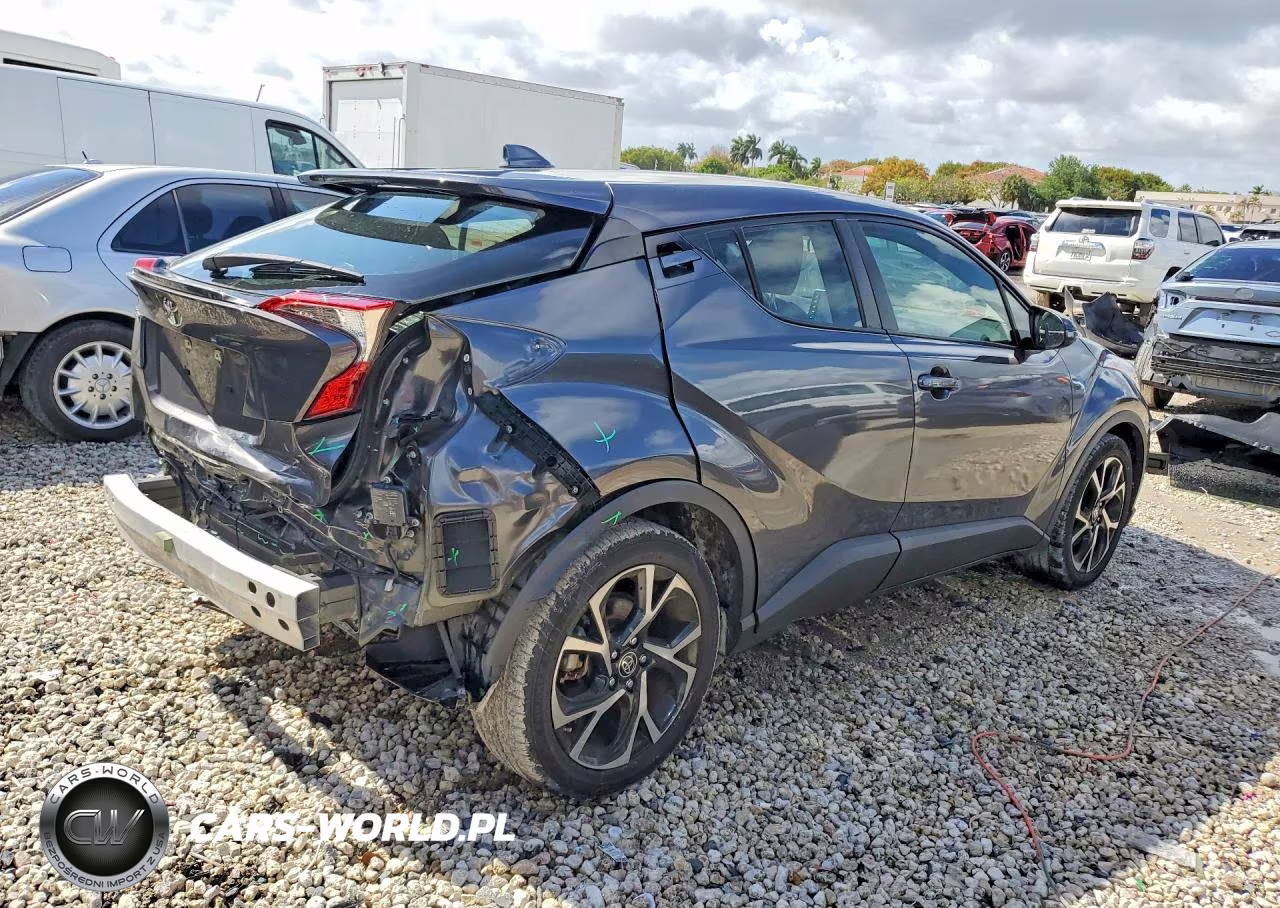 2020 Toyota C-Hr Xle VIN:JTNKHMBX3L1087776 - 3