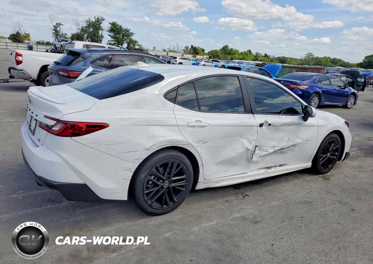 2025 Toyota Camry Se VIN:4T1DAACKXSU546278 - 3