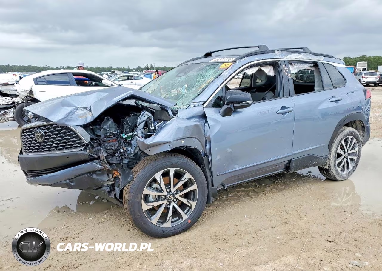 2025 Toyota Corolla Cross Xle – zdjęcie 1 z 13