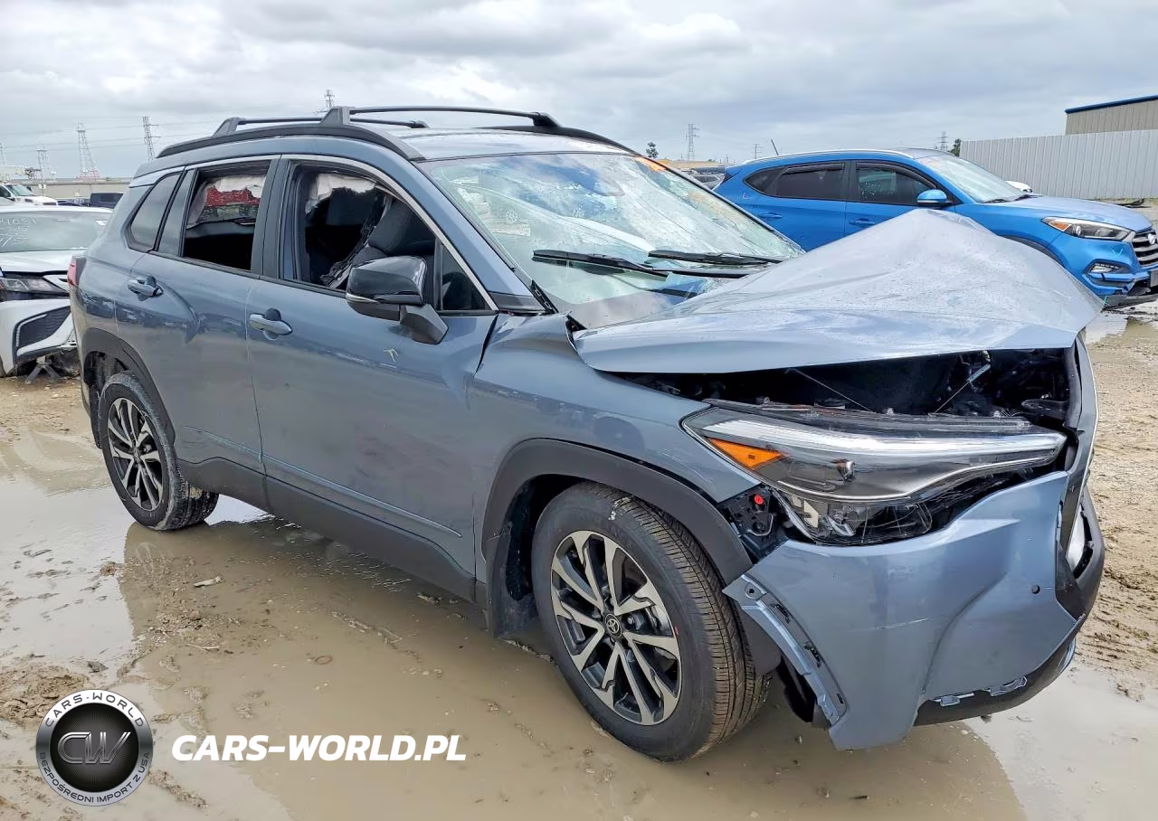 2025 Toyota Corolla Cross Xle VIN:7MUEAAAG2SV149651 - 4