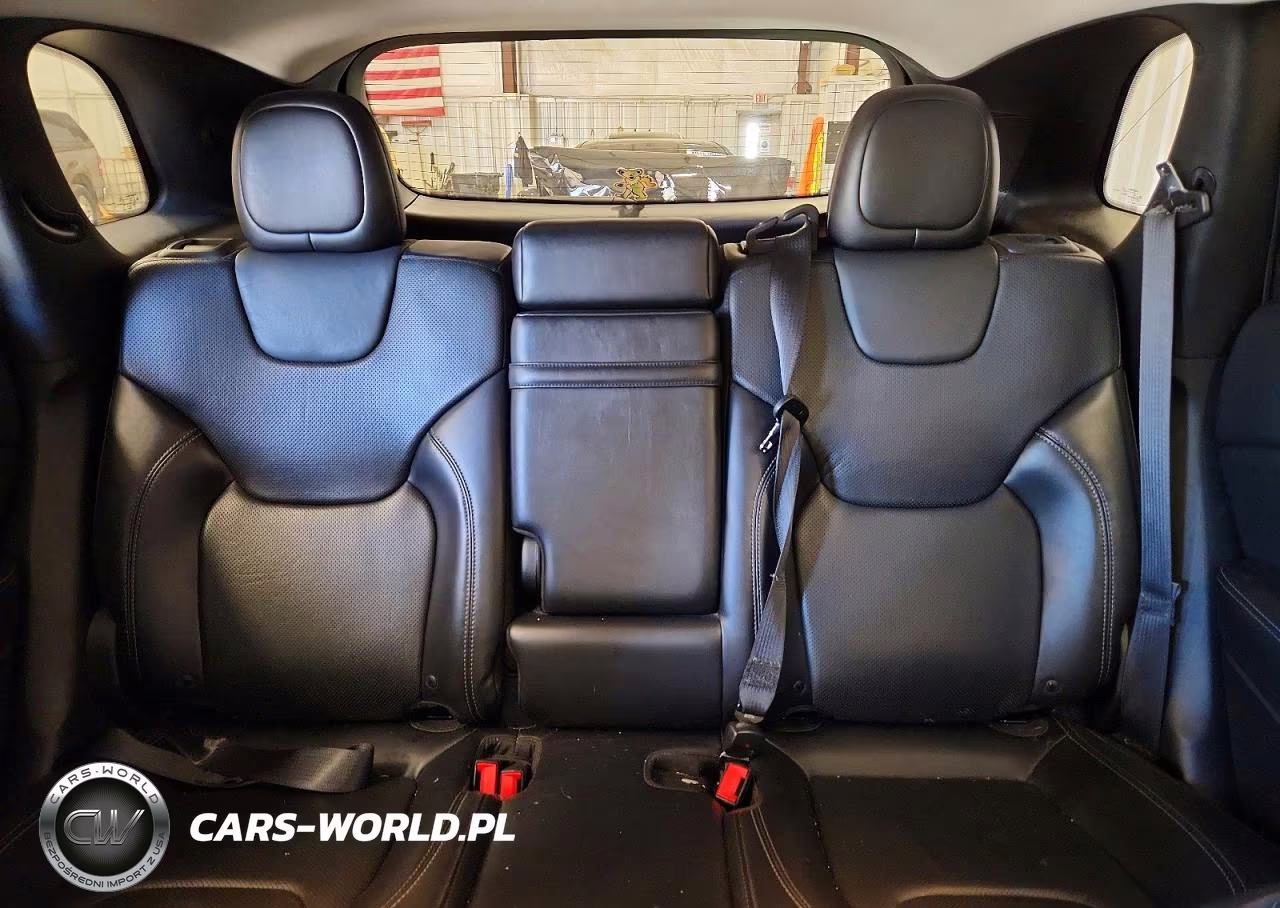 2019 Jeep Cherokee Limited VIN:1C4PJMDN4KD236574 - 10
