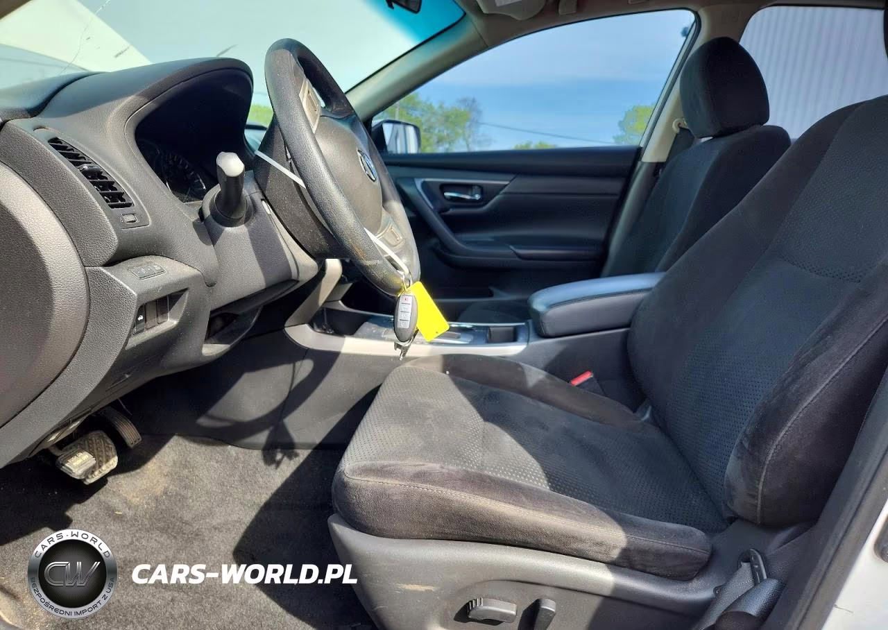 2015 Nissan Altima 2.5 S VIN:1N4AL3AP9FC569127 - 7