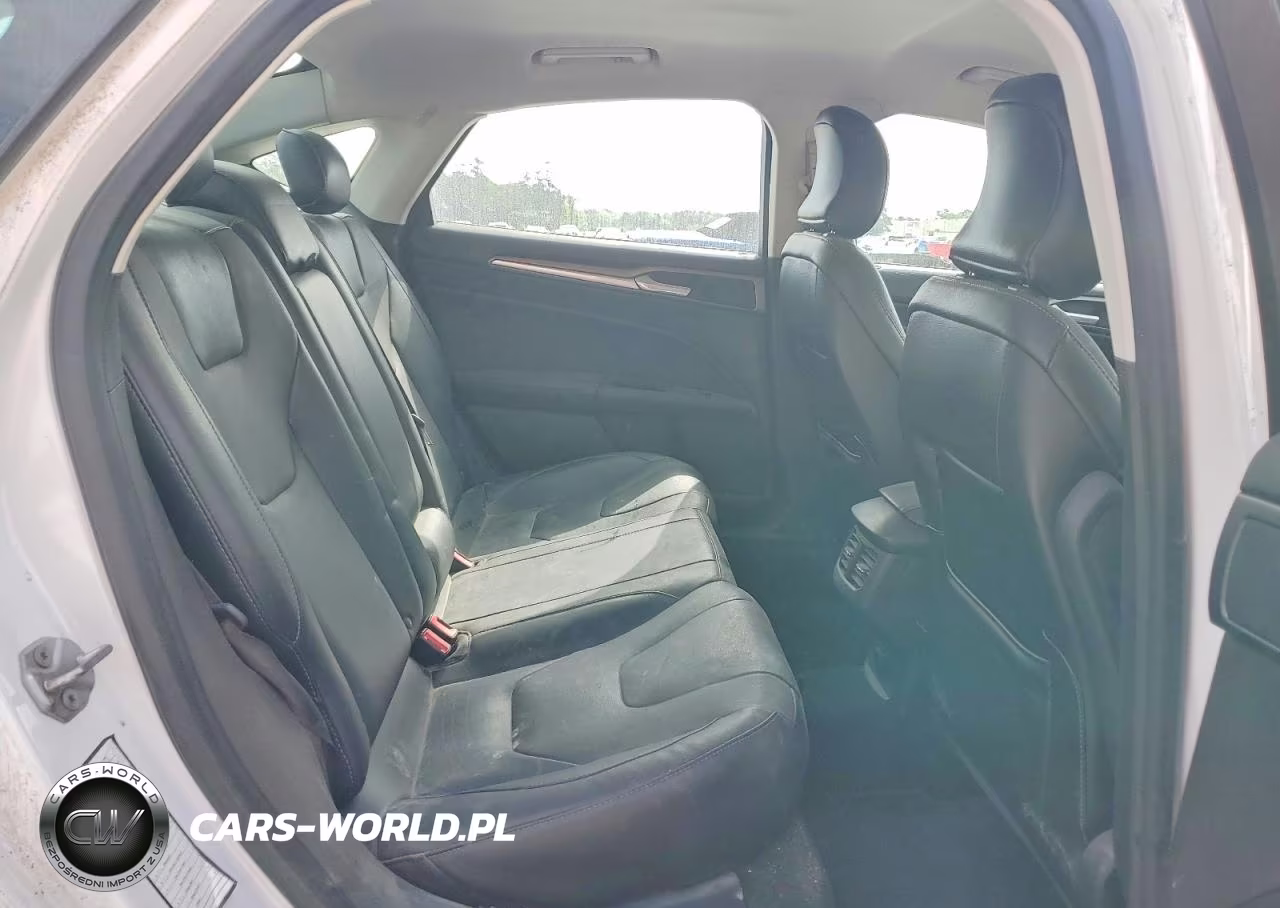 2016 Ford Fusion Titanium VIN:3FA6P0K98GR228040 - 10