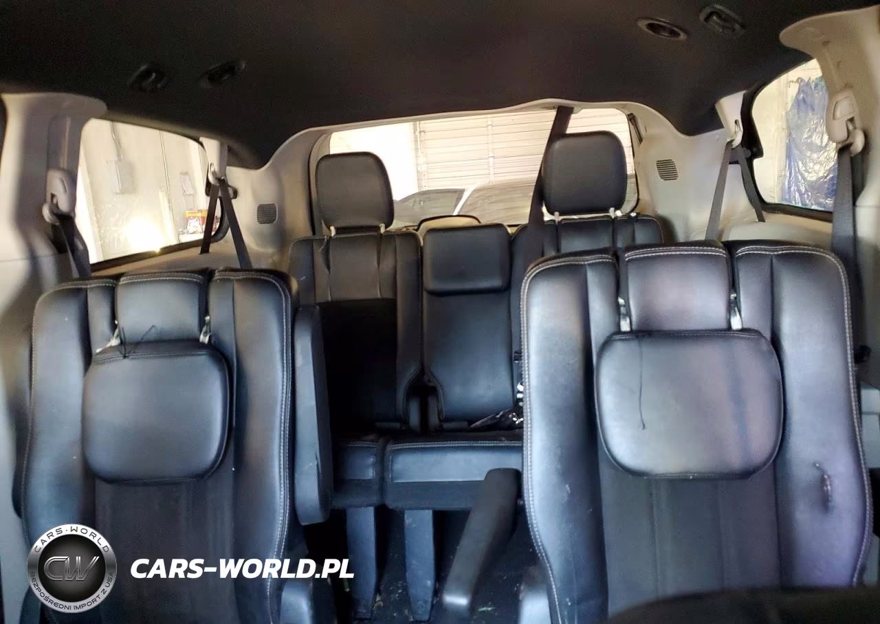 2019 Dodge Grand Caravan Sxt VIN:2C4RDGCG9KR693477 - 10