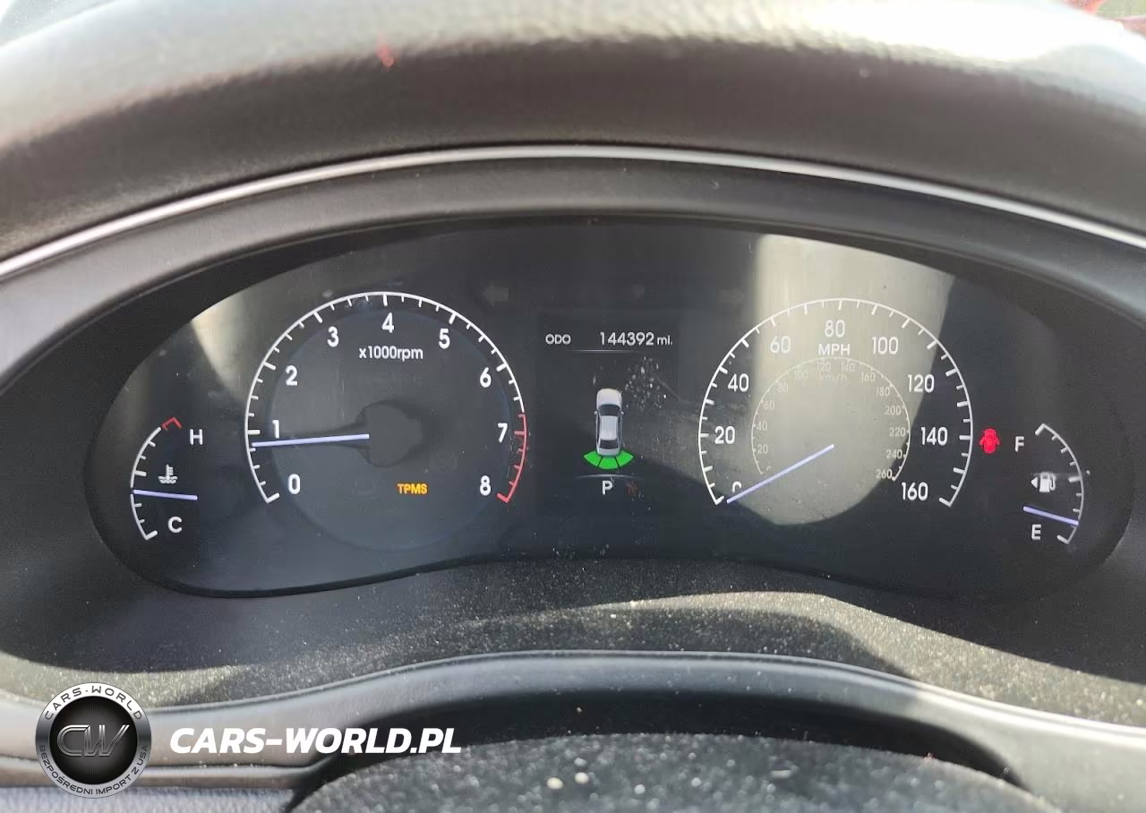2012 Hyundai Genesis 3.8L VIN:KMHGC4DD7CU193704 - 9