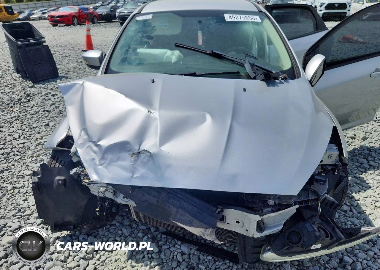 2017 Ford Focus Se VIN:1FADP3K24HL216222 - 11