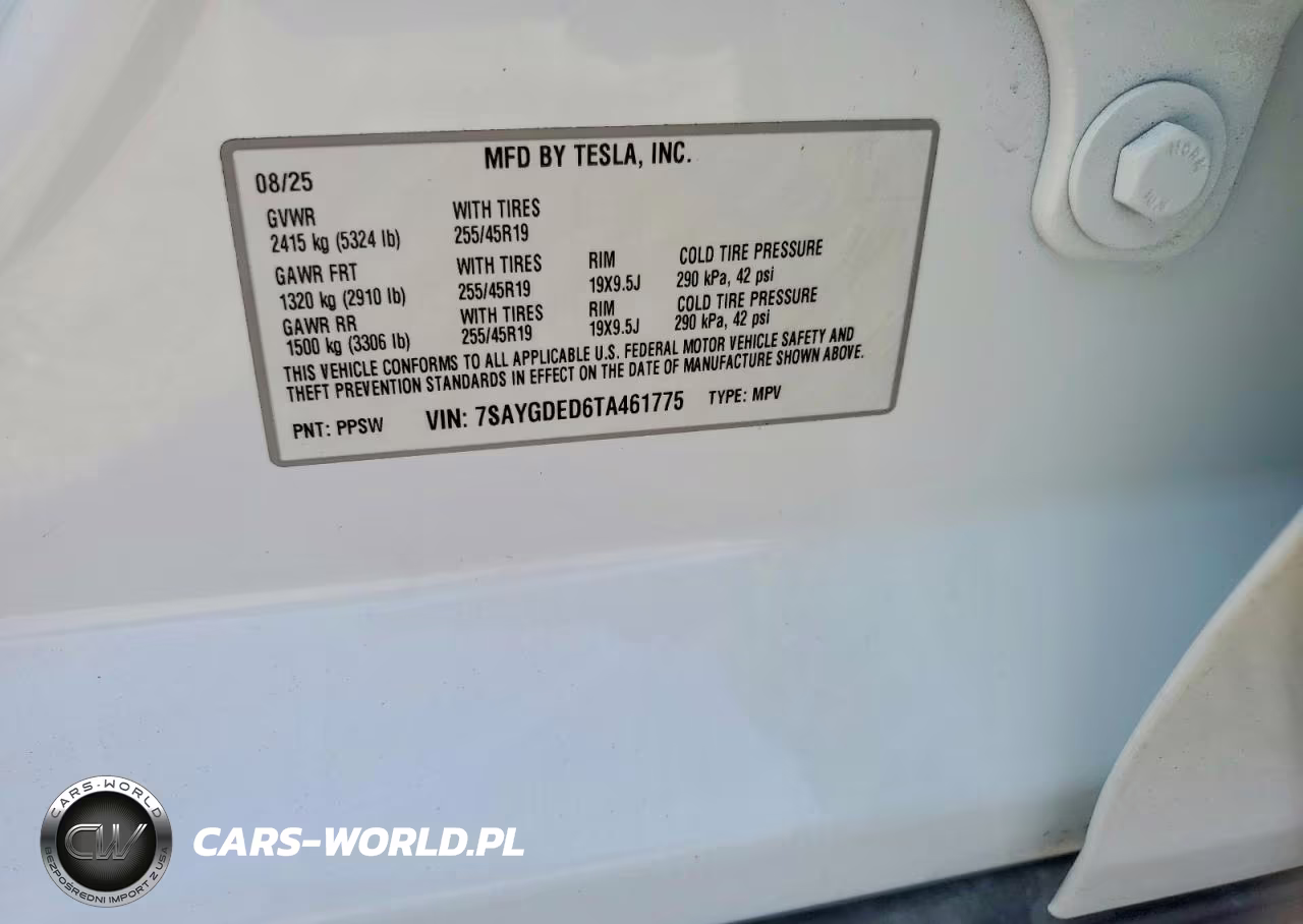 2026 Tesla Model Y VIN:7SAYGDED6TA461775 - 12