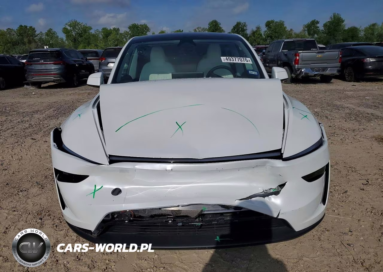 2026 Tesla Model Y VIN:7SAYGDED6TA461775 - 5