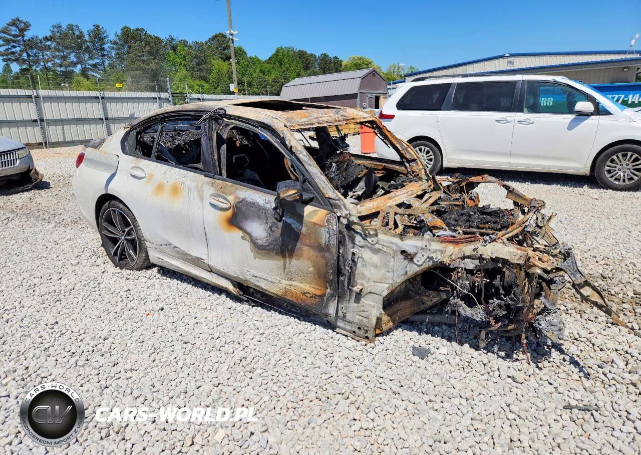 2019 BMW 330I VIN:WBA5R1C52KAK12739 - 4