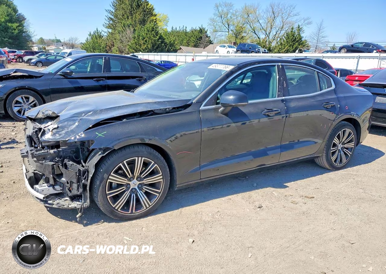 2022 Volvo S60 B5 Inscription