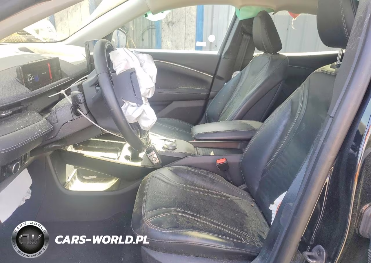 2023 Ford Mustang Mach-E Premium VIN:3FMTK3SU9PMB05695 - 7