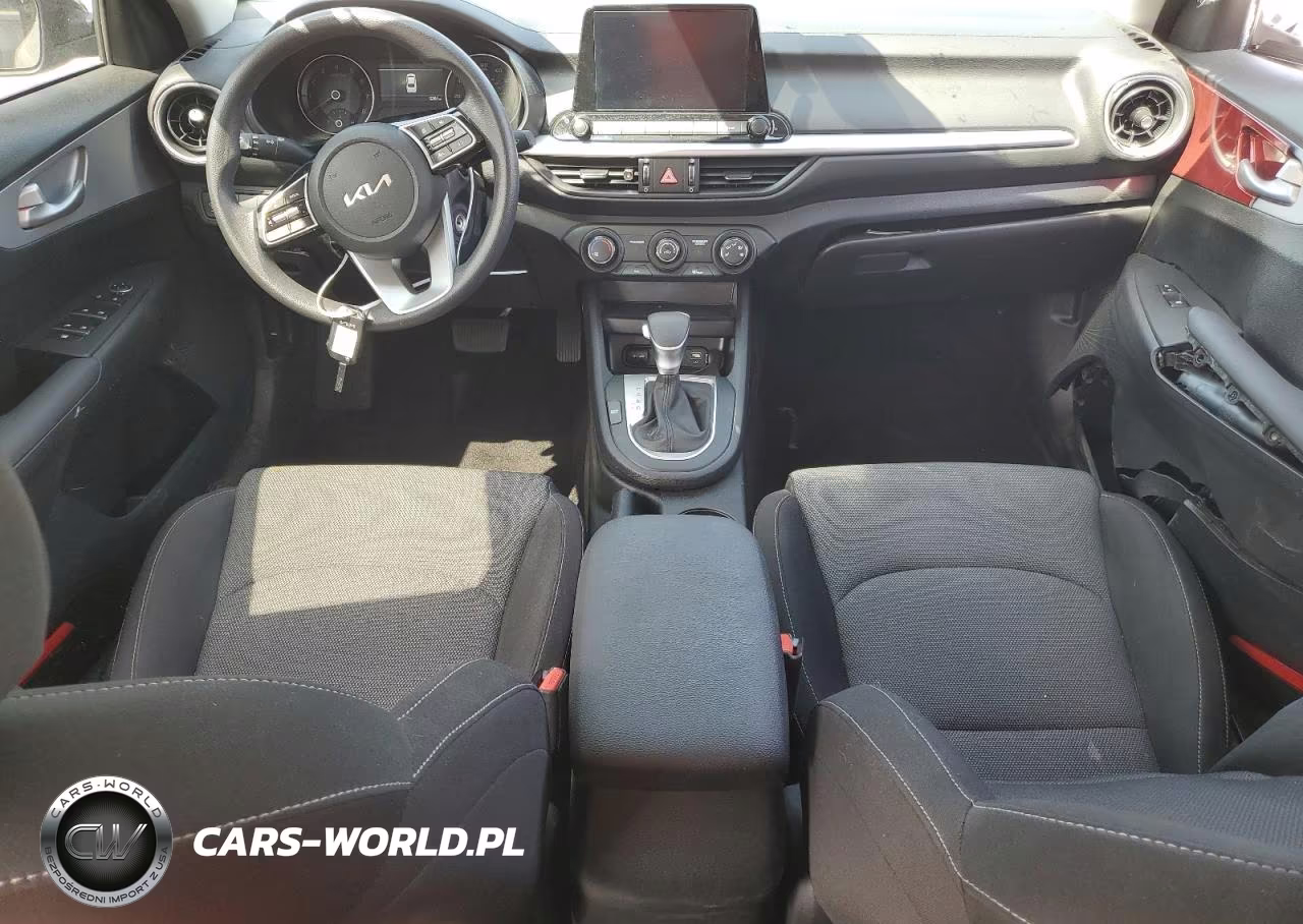 2024 Kia Forte Lx VIN:3KPF24AD0RE774489 - 8