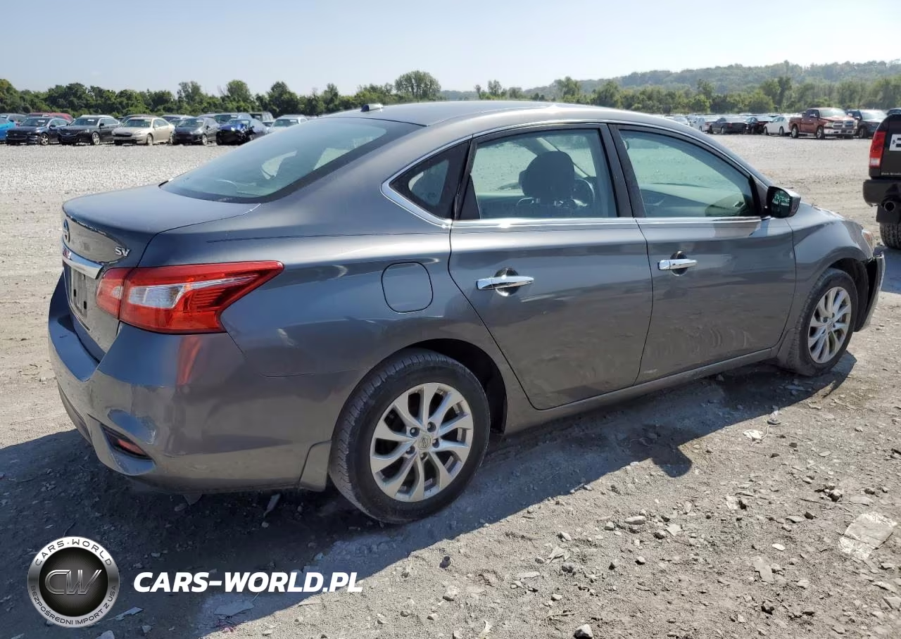 2018 Nissan Sentra S VIN:3N1AB7AP3JY274452 - 3