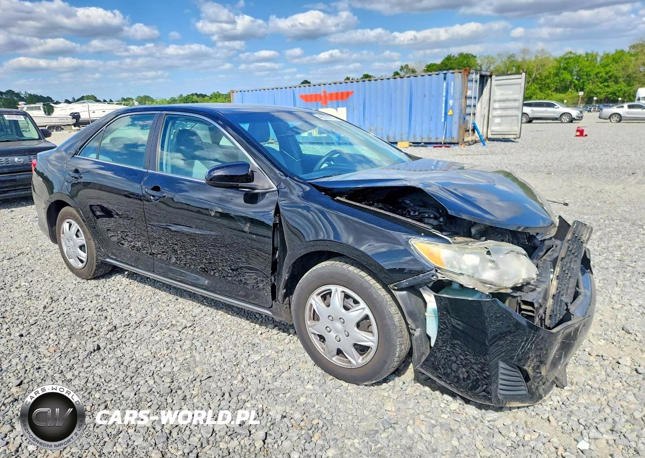 2014 Toyota Camry Le VIN:4T4BF1FK7ER352757 - 4