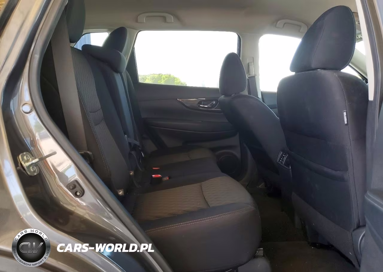 2019 Nissan Rogue S VIN:5N1AT2MT1KC815705 - 10