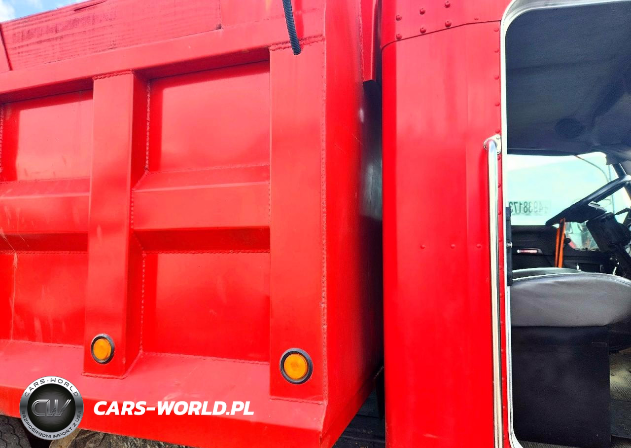 2010 Kenworth K270-K370 Dump Truck VIN:2XKHAM7A3AM263534 - 6