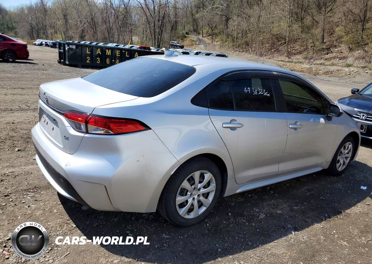 2021 Toyota Corolla Le VIN:JTDEPMAEXMJ154587 - 3