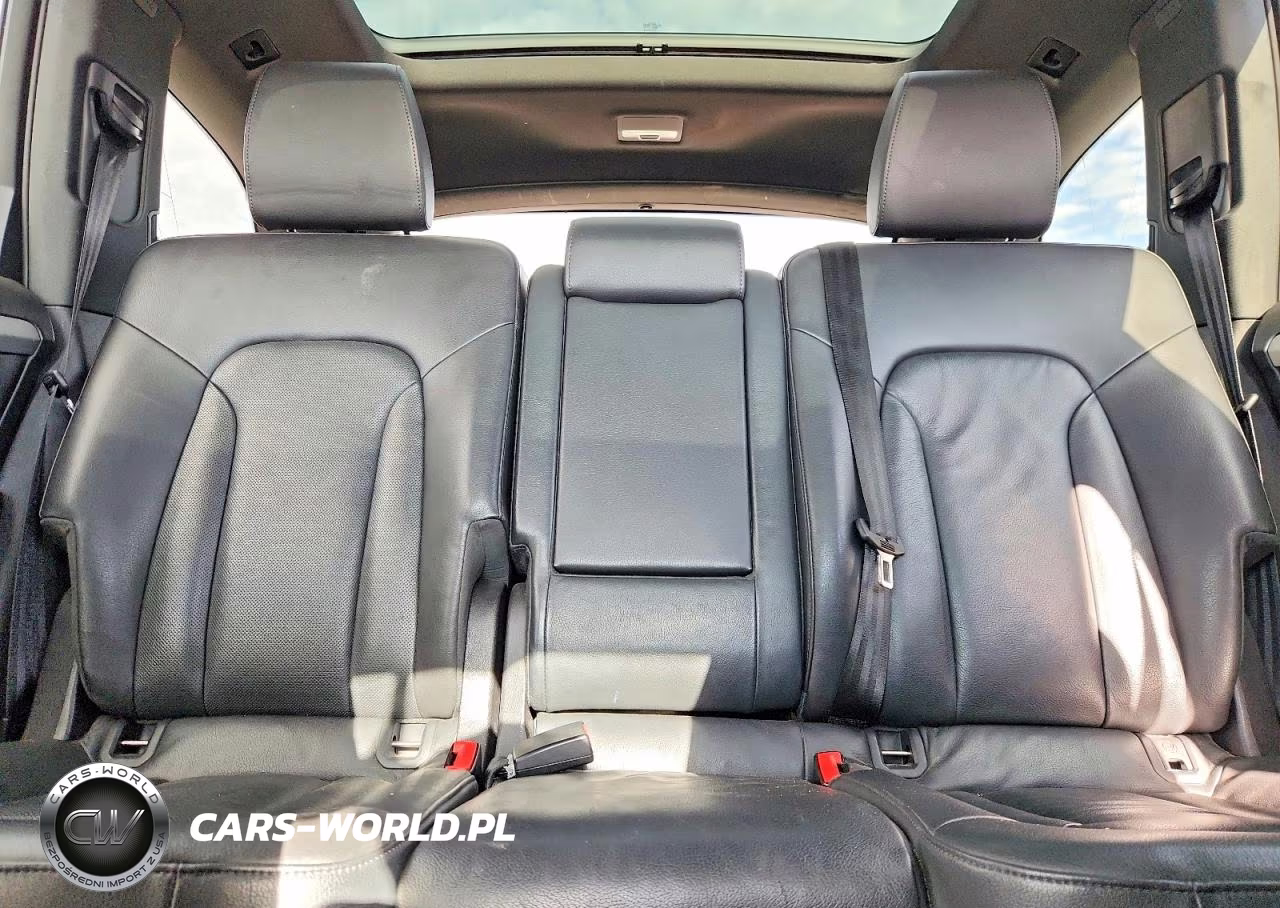 2015 Audi Q7 Prestige VIN:WA1DGAFE8FD030784 - 10