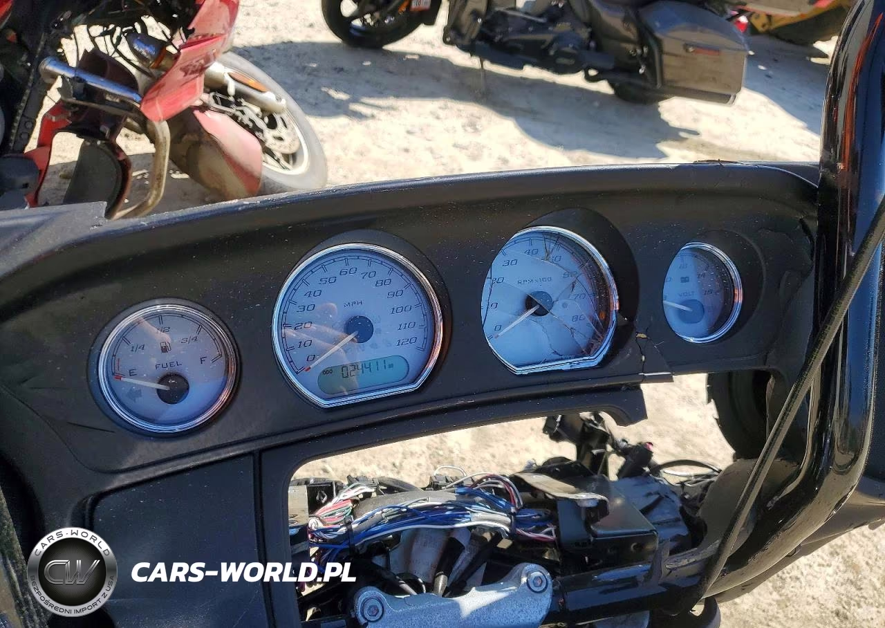 2022 Harley Davidson Flhx VIN:1HD1KBC13NB605705 - 7