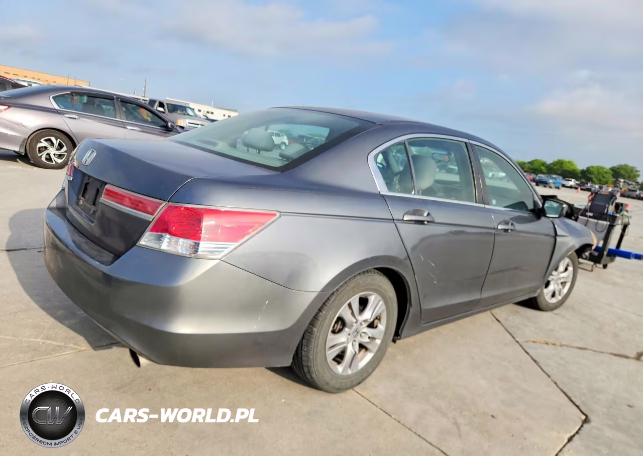 2012 Honda Accord Lxp VIN:1HGCP2F41CA031837 - 3