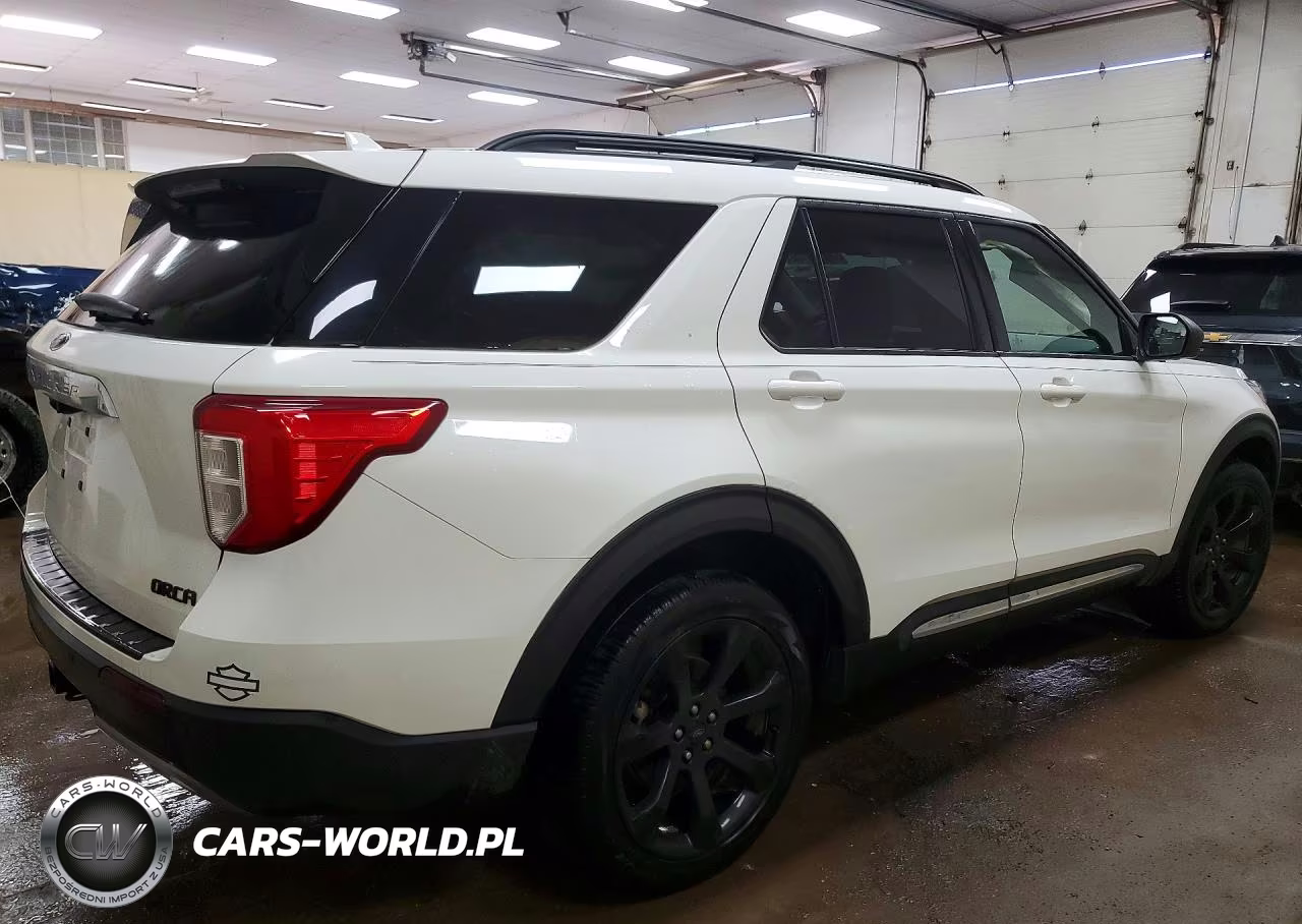 2022 Ford Explorer Xlt VIN:1FMSK8DHXNGB73424 - 3